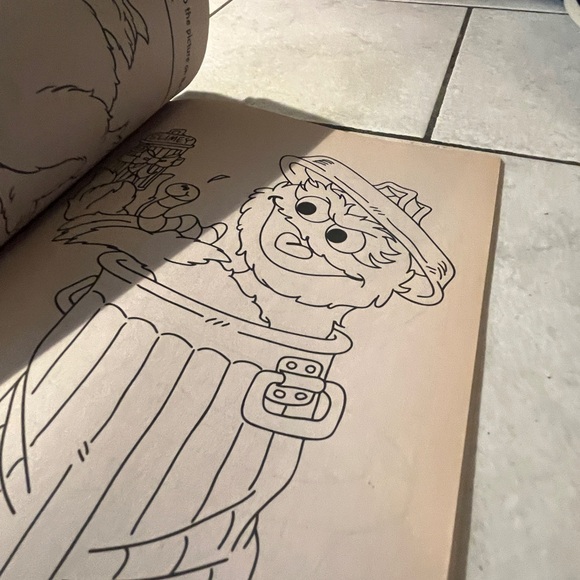 Disney 101 Dalmatians & Sesame Street Jumbo Coloring & Activity book lot of 2 - Picture 9 of 10